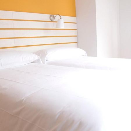 Hostal Boreal Mistral Burgo Eksteriør billede