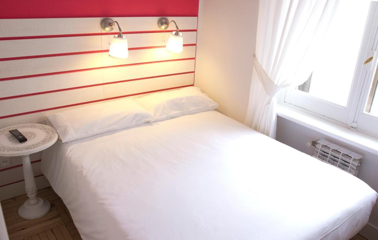 Hostal Boreal Mistral Burgo Eksteriør billede