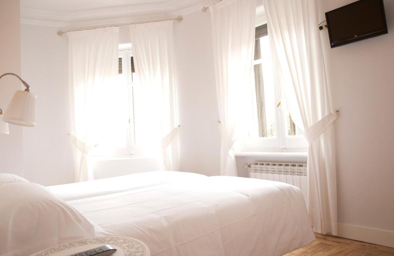 Hostal Boreal Mistral Burgo Eksteriør billede