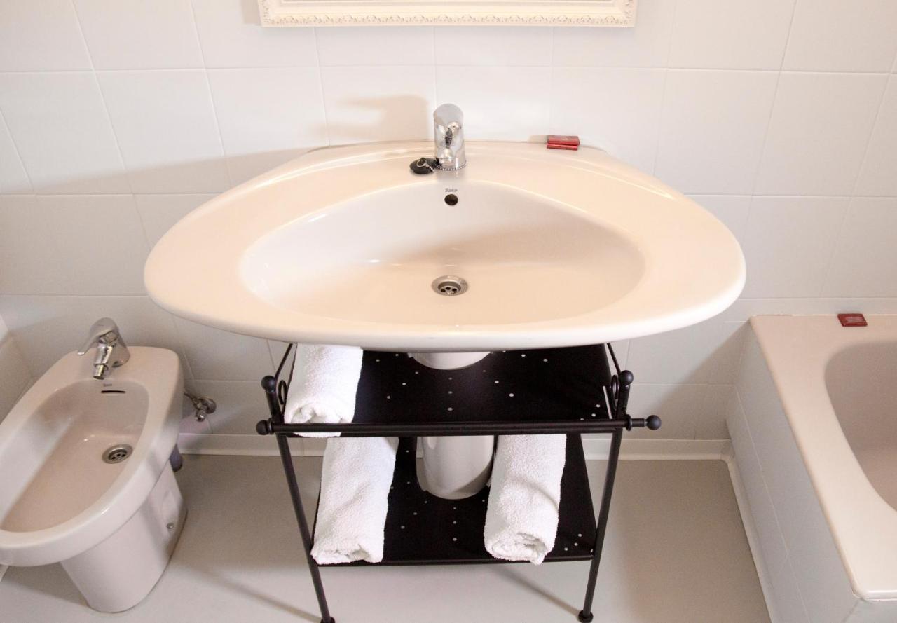 Hostal Boreal Mistral Burgo Eksteriør billede