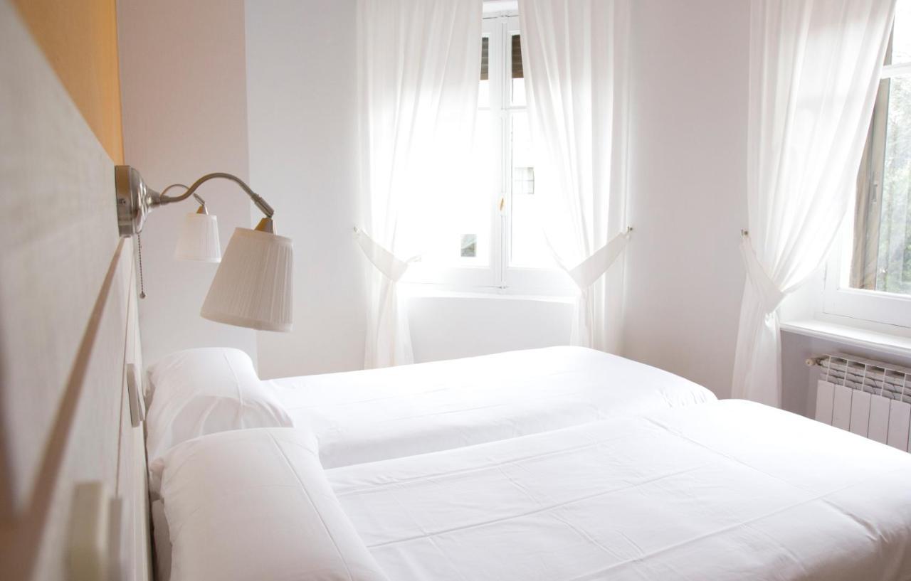 Hostal Boreal Mistral Burgo Eksteriør billede